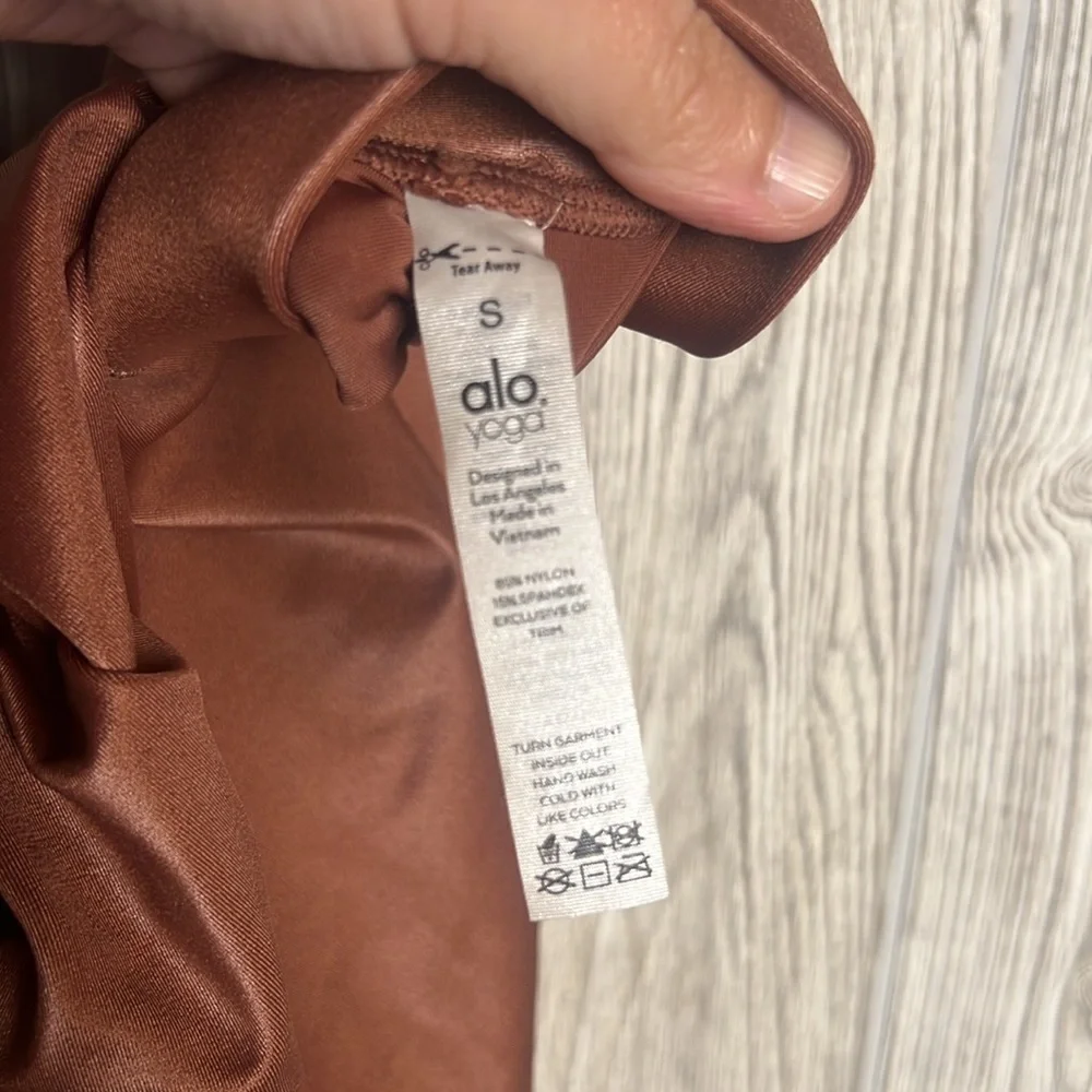 Alo Yoga High-Waist Cinched Ruched Leggings Chestnut Shine Size Small